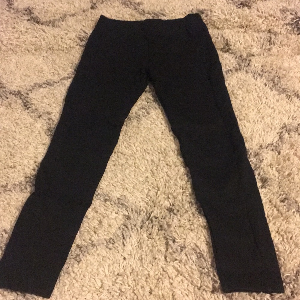 Thick black leggings